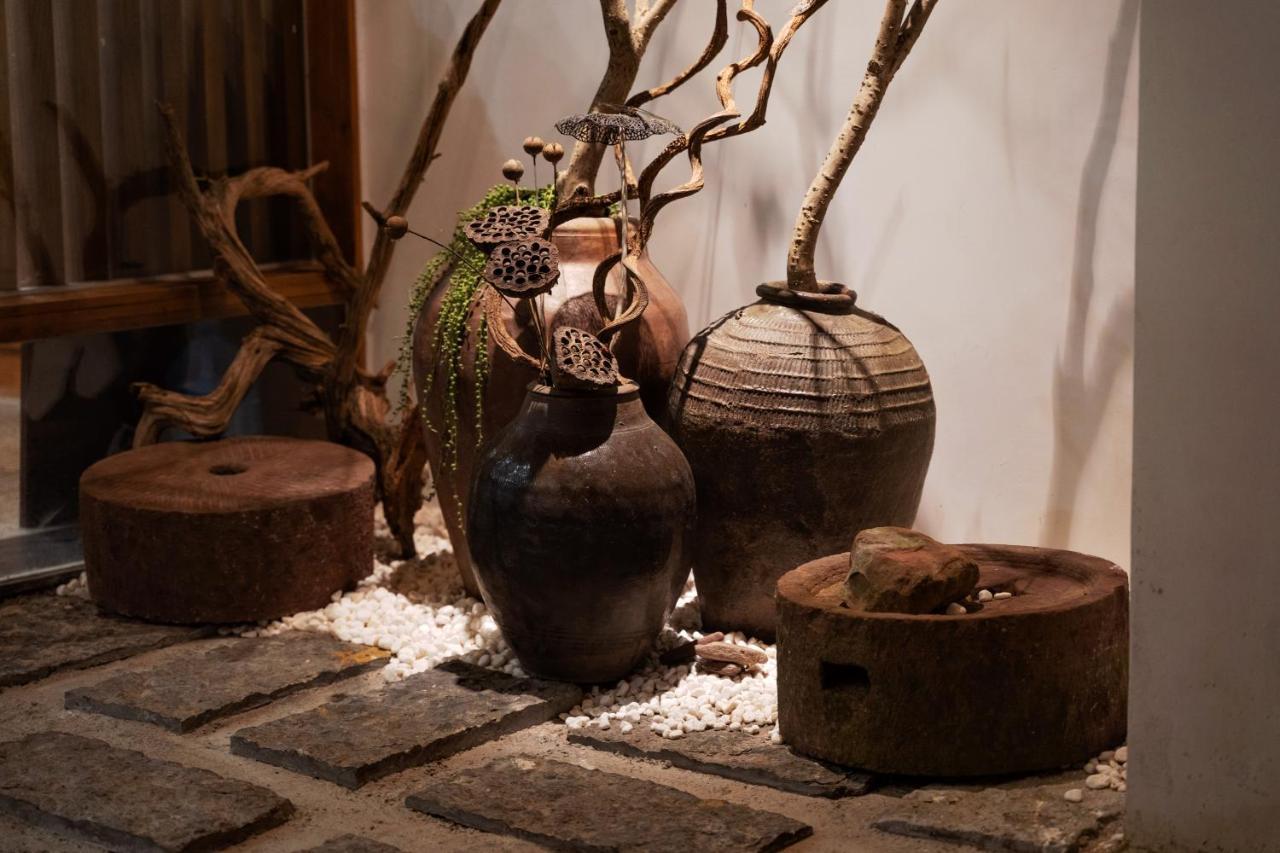 Whispering Mountains Boutique Hotel Чжанцзяцзе Экстерьер фото
