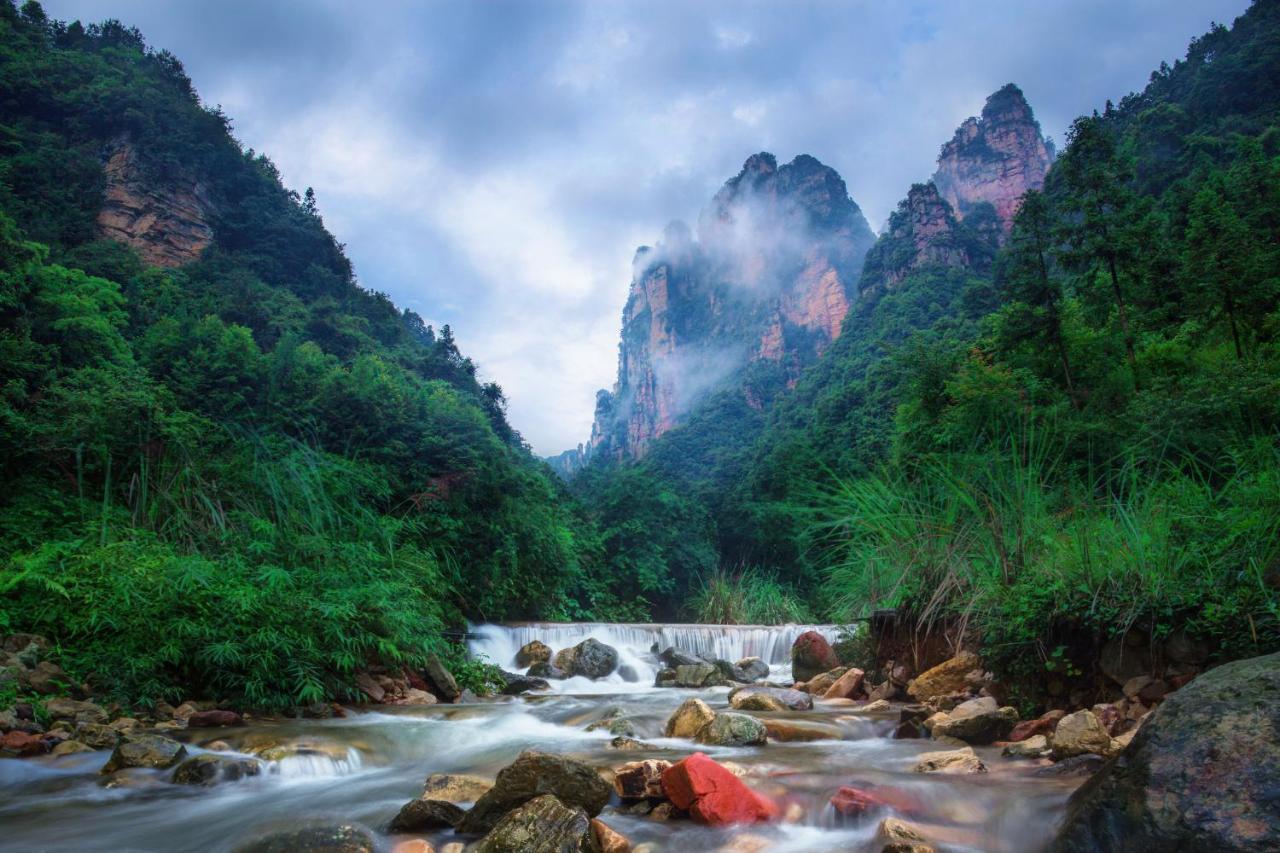 Whispering Mountains Boutique Hotel Чжанцзяцзе Экстерьер фото